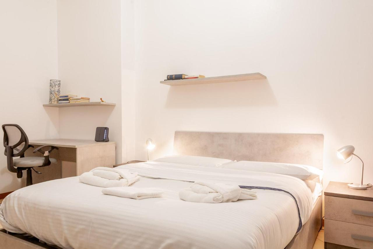 Bnbutler - Pellegrino Rossi, 42 - Ampio E Comodo Per 5 Appartement *